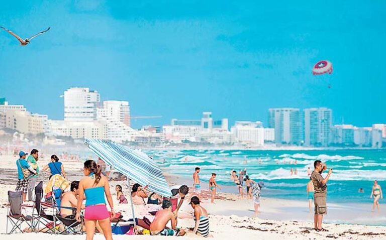 Sectur prevé que turismo extranjero a México caerá hasta 57% en 2020