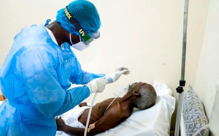 OMS expresa cautela por uso de plasma para tratar covid-19: “es terapia experimental”