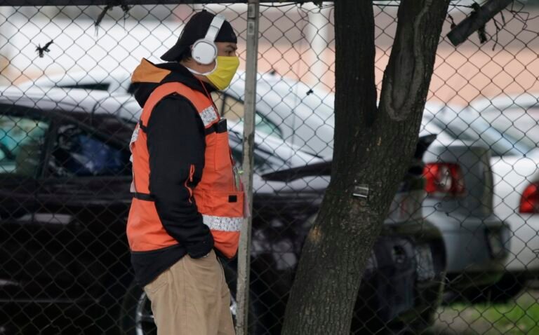 Repunta 17.9% producción industrial en junio: Inegi