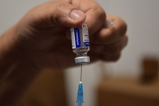 Llegan 200 mil dosis de la Sputnik V; gran parte irá a la CDMX