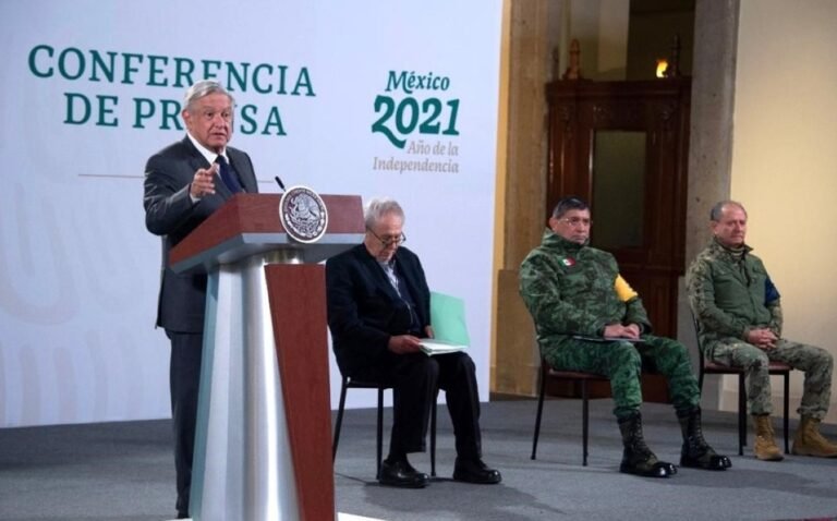 AMLO informa contagio luego de concluir gira