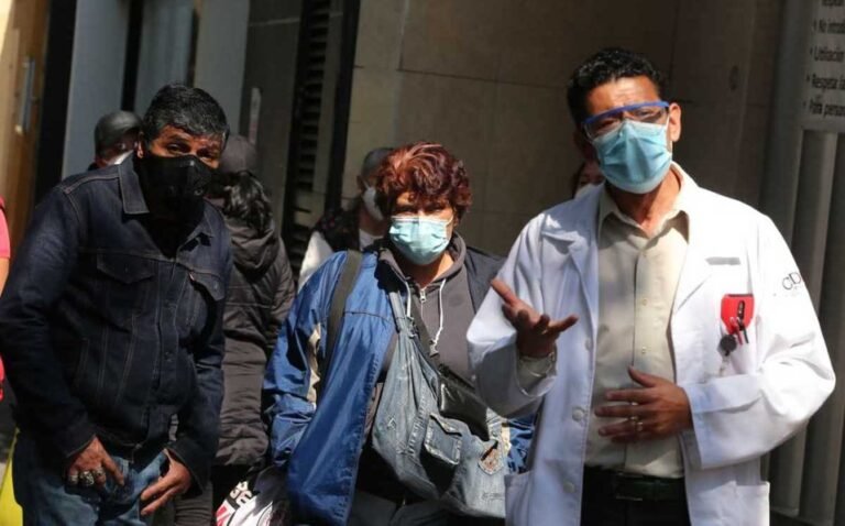 Han aplicado 552 mil 335 dosis de vacuna contra covid a trabajadores de salud: Ssa