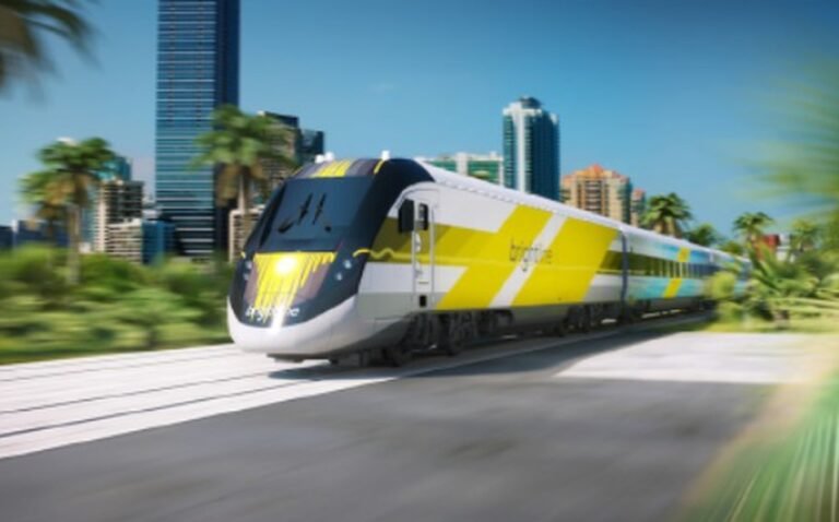 Van 10 consorcios por tramo Cancún-Playa del Carmen del Tren Maya
