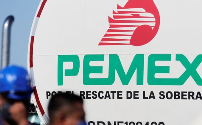 Reparación de refinería en Minatitlán podría tardar 90 días tras incendio: Pemex