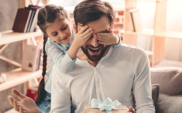 ¿Eres papá irresponsable? Mujeres exhibirán a deudores de pensión alimenticia este Día del Padre