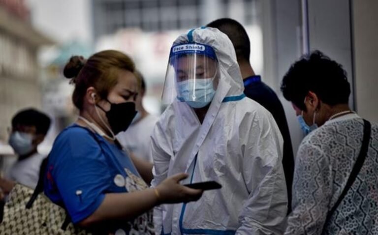 Variante delta de covid-19 llega a Wuhan y dispara hospitalizaciones en EU