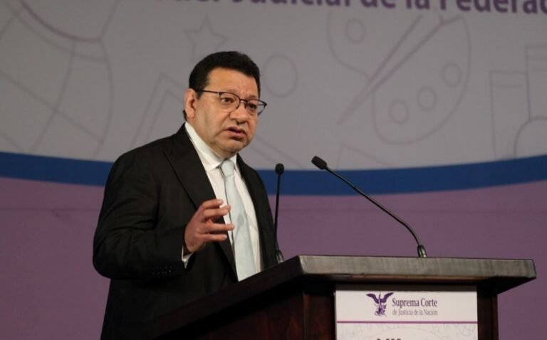Tribunal Electoral nombra a Felipe Fuentes como su presidente hasta el 1 de septiembre