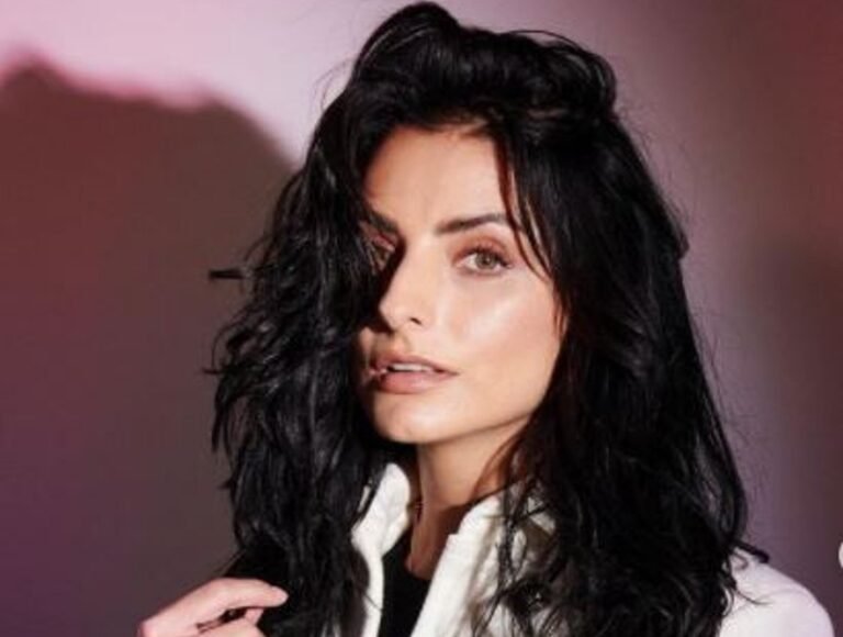 Así fue la reacción de Dominika Paleta a la foto artística de Aislinn Derbez ¿Se burló?