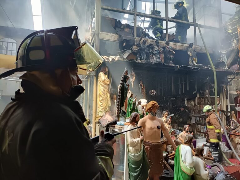 Gobierno de la CDMX reporta saldo blanco tras incendio en el mercado de Sonora