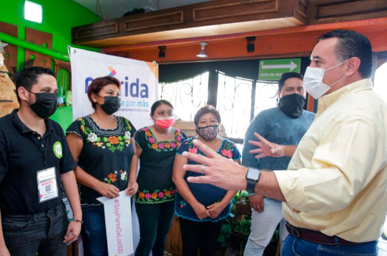 Alcalde Renán Barrera impulsa a emprendedores en Mérida para desarrollar su potencial profesional