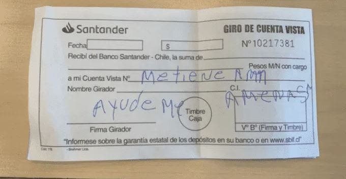 “Ayúdeme”: Mensaje de secuestrado en documento bancario