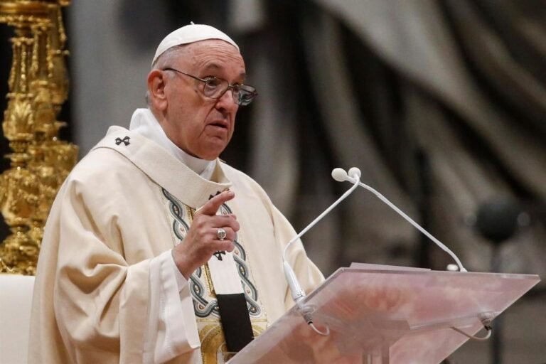 Papa Francisco denuncia discriminación a personas con discapacidad