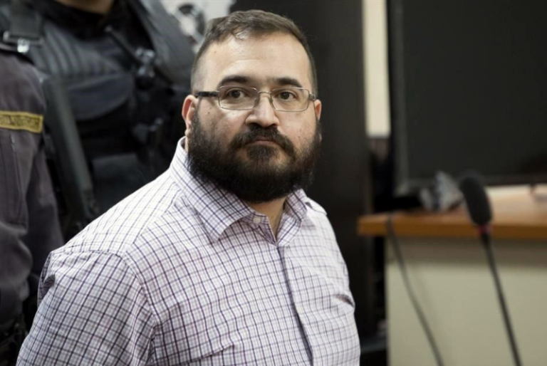 Javier Duarte promueve amparo contra orden de aprehensión; juez decidirá el 23 de diciembre