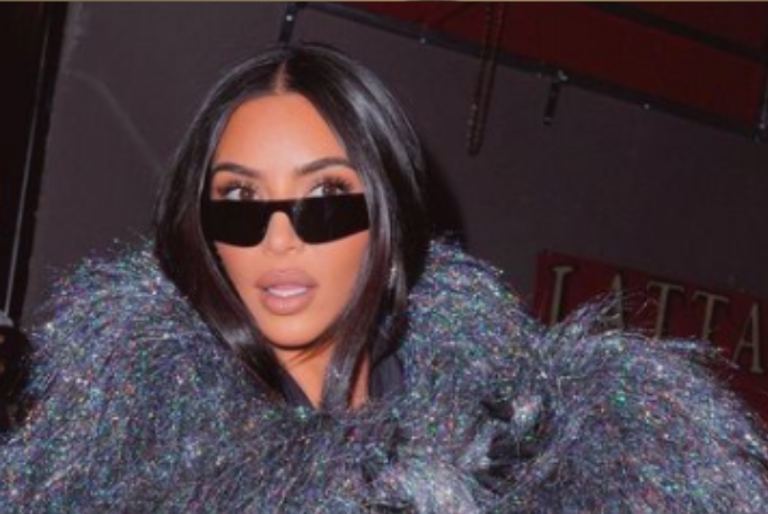 Kim Kardashian celebra San Valentín con atrevido bikini y tremenda sorpresa de Kanye West: FOTOS