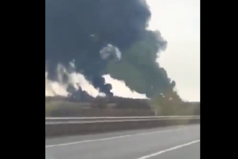 Zelenski asegura que ocho misiles rusos destruyeron el aeropuerto civil de Vínnytsia