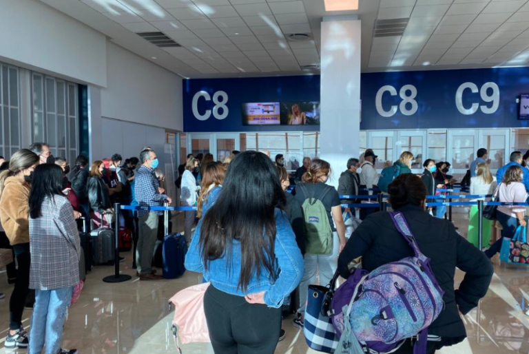 Aeropuerto de Mérida registra 39 vuelos este viernes