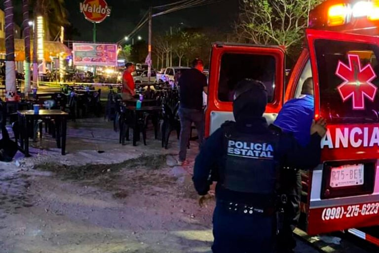 Dos muertos y nueve heridos es el saldo del tiroteo en zona de bares de Cancún