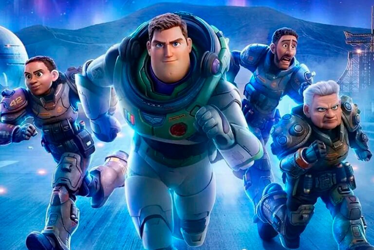 Director de ‘Lightyear’ habla del beso lésbico que causó veto de la película en 14 países