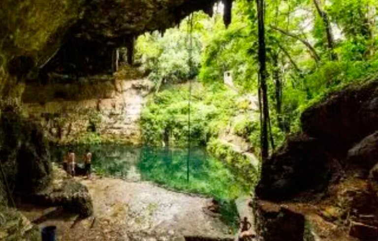 Adolescente muere al caer en un cenote tras una persecución policíaca en Chemax