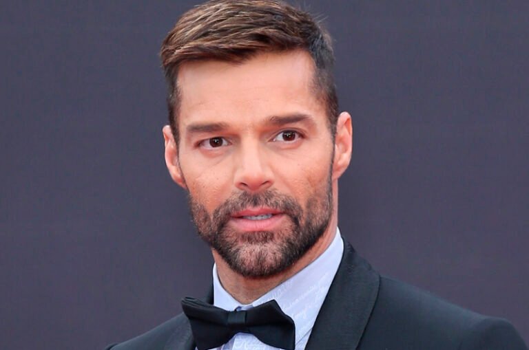 Ricky Martin comparte en redes momentos con su hijo Matteo en set de grabación de su próximo videoclip