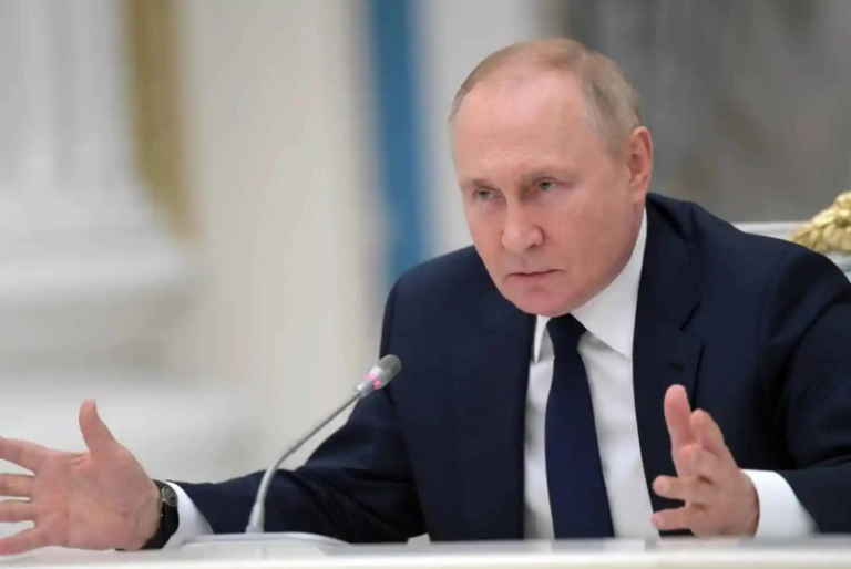 Putin firma decreto para facilitar nacionalidad rusa a todos los ucranianos