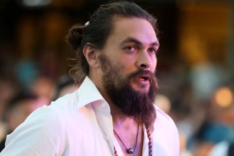 Jason Momoa sufre aparatoso accidente automovilístico