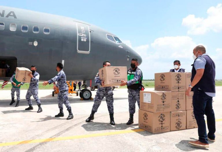 Arriba lote de vacunas para vacunar contra COVID-19 a niños en Yucatán
