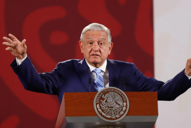 AMLO ordena que se abran archivos de la Marina sobre la “Guerra Sucia”