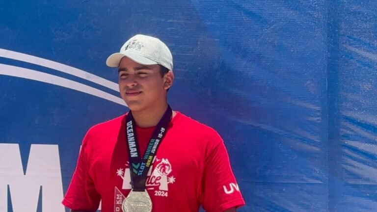 Joven promesa Yucateco Juan Vicente Huaracha Rivera conquista el OCEANMAN en Cozumel