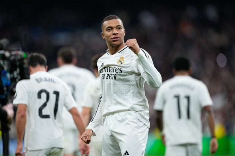 Mbappé Brilla y Lleva al Real Madrid a una Victoria Arrolladora sobre Las Palmas