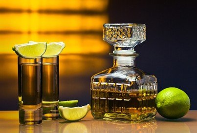 Tequilas reposados considerados peligrosos por la Profeco debido a su alto contenido de alcohol