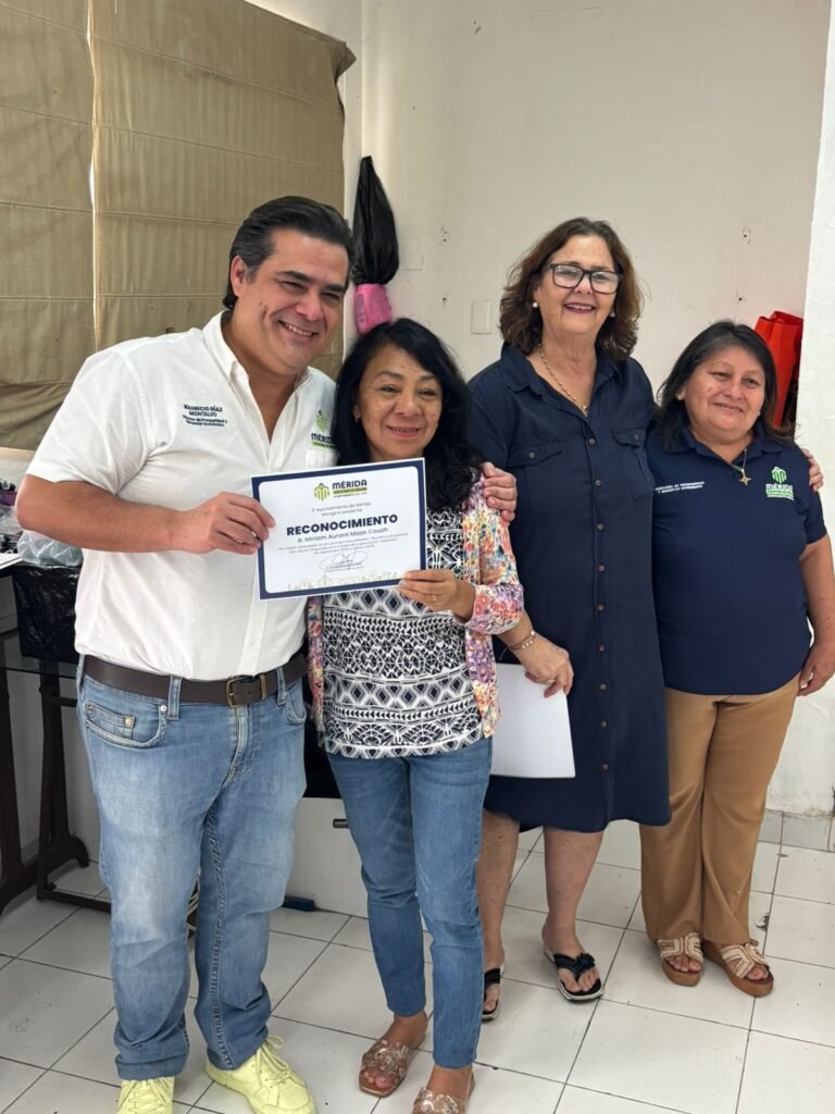 Más de 760 meridanos concluyen cursos de capacitación para impulsar el autoempleo en Mérida