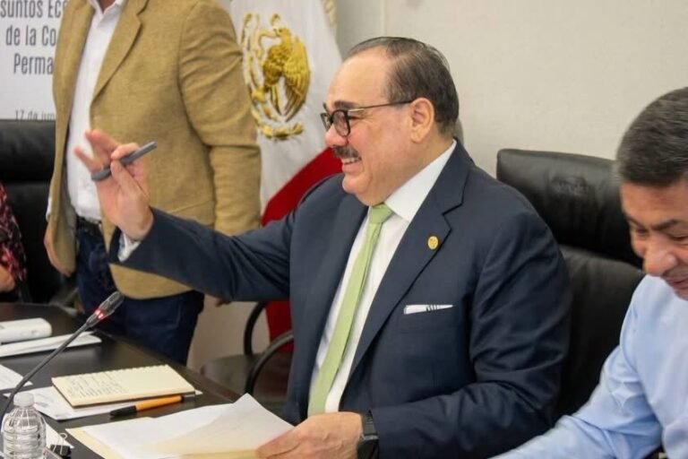 Ramírez Marín destaca labor de las Clínicas Wilma Marín para acercar servicios de salud accesibles a las familias yucatecas