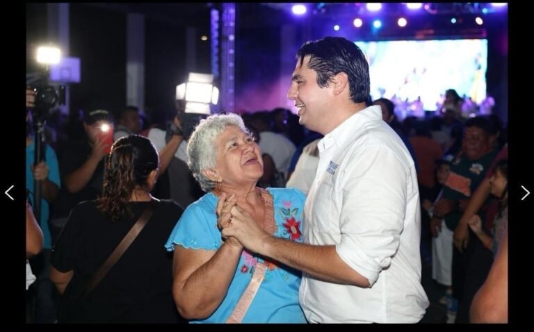 Reúne Yussif Heredia a más de 2,100 vecinos en festival patrio en el poniente de Mérida